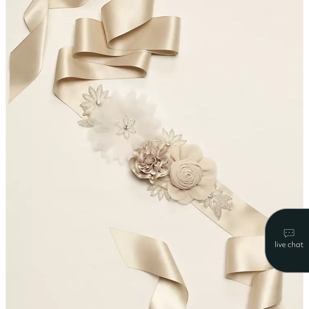 Elegant Cream Floral belt sash